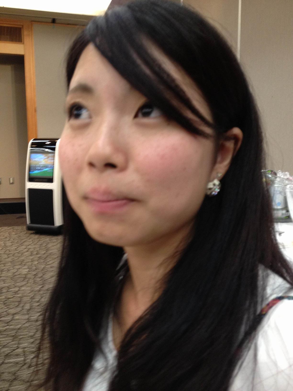 おなかいっぱいりさちゃん