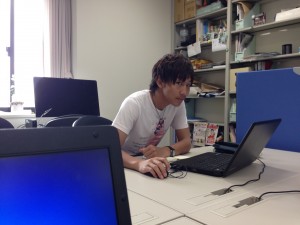 半そでのきむけん